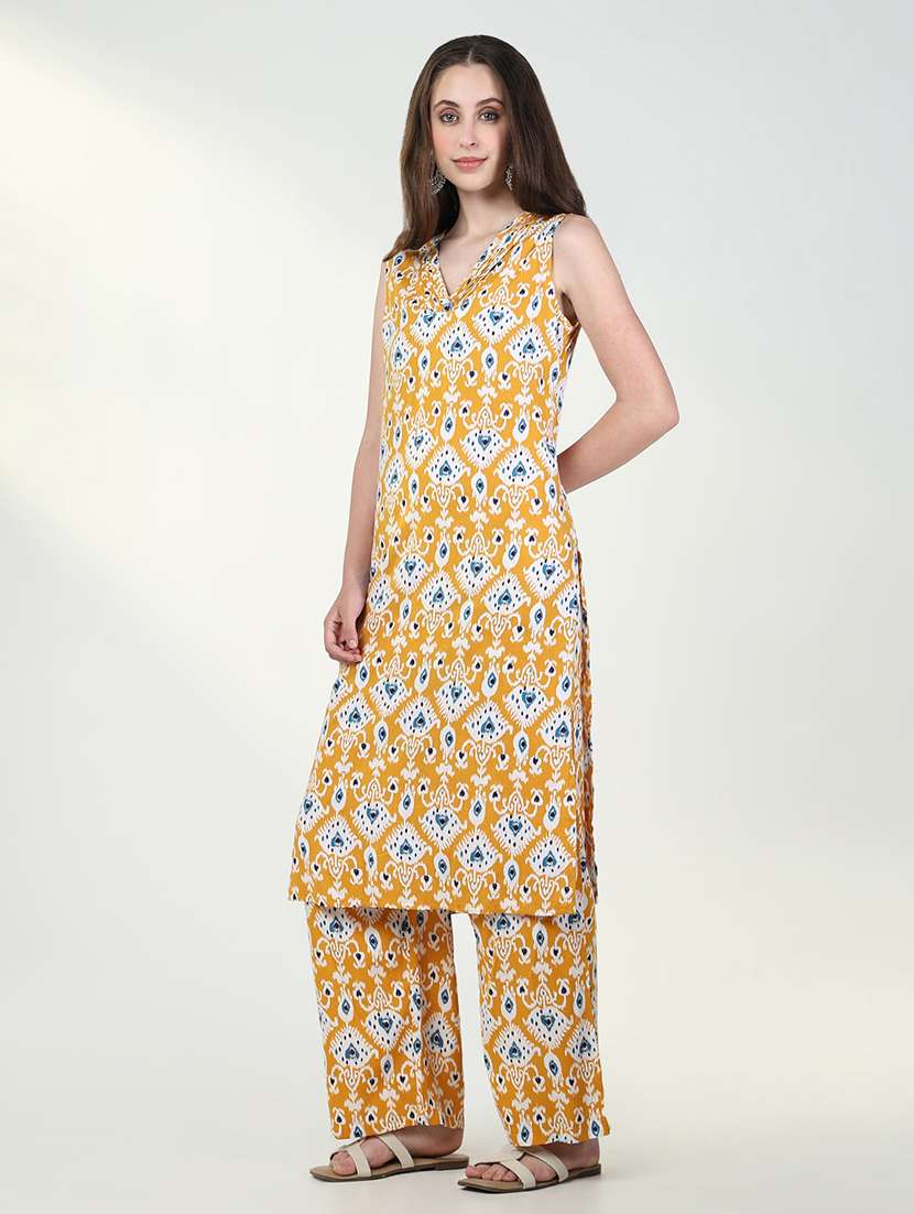 women mustard ikat printed kurta pant set - 21632709 - Standard Image - 4