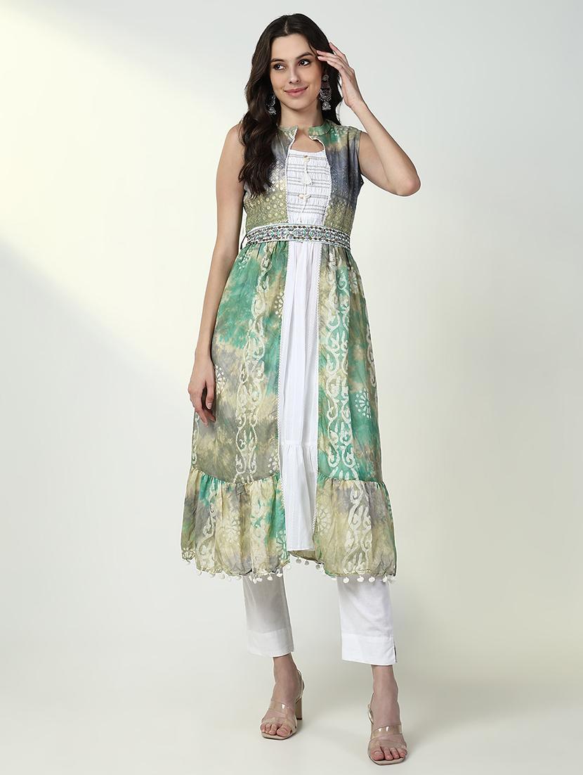 women solid sleeveles embroidered layered kurta  - 21632723 -  Zoom Image - 0