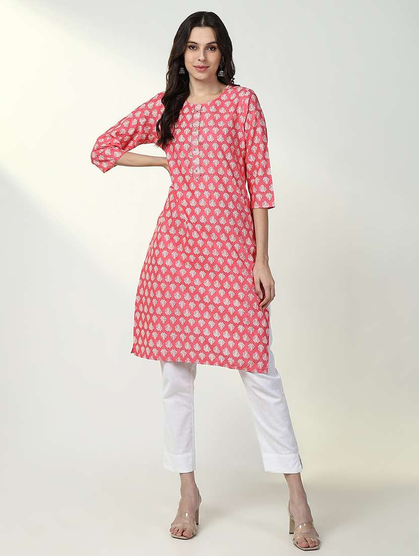 women three quarter sleeve straight kurta