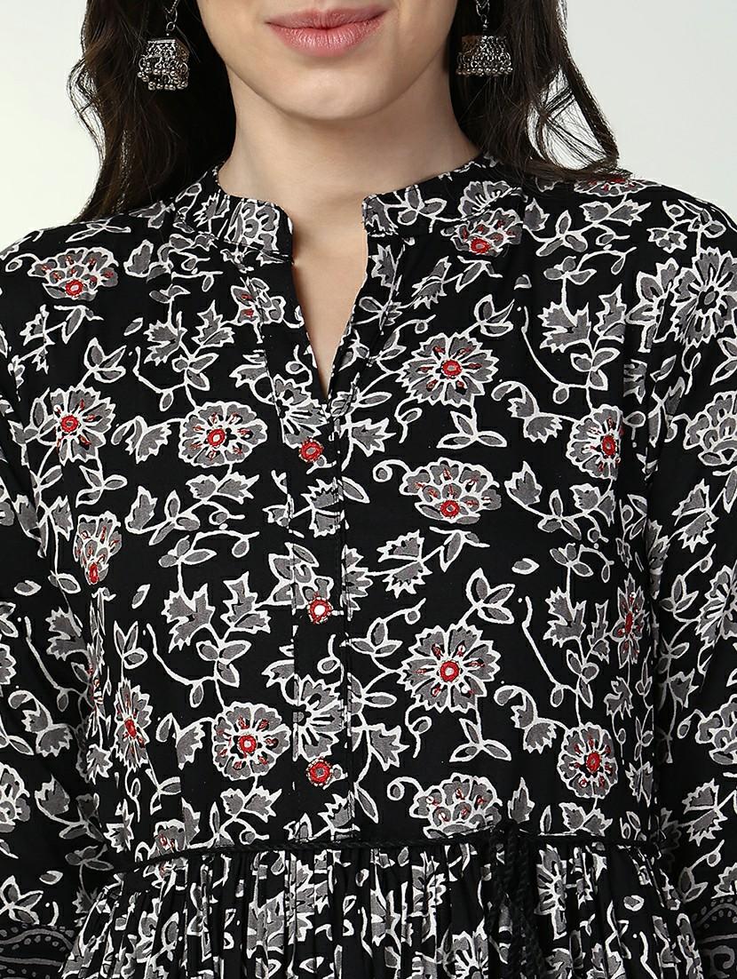 women black floral printed anarkali kurta - 21632748 - Standard Image - 6