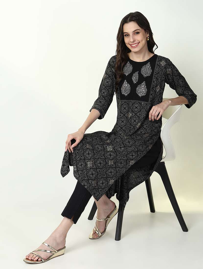 women three quarter sleeve straight kurta - 21632751 -  Standard Image - 1