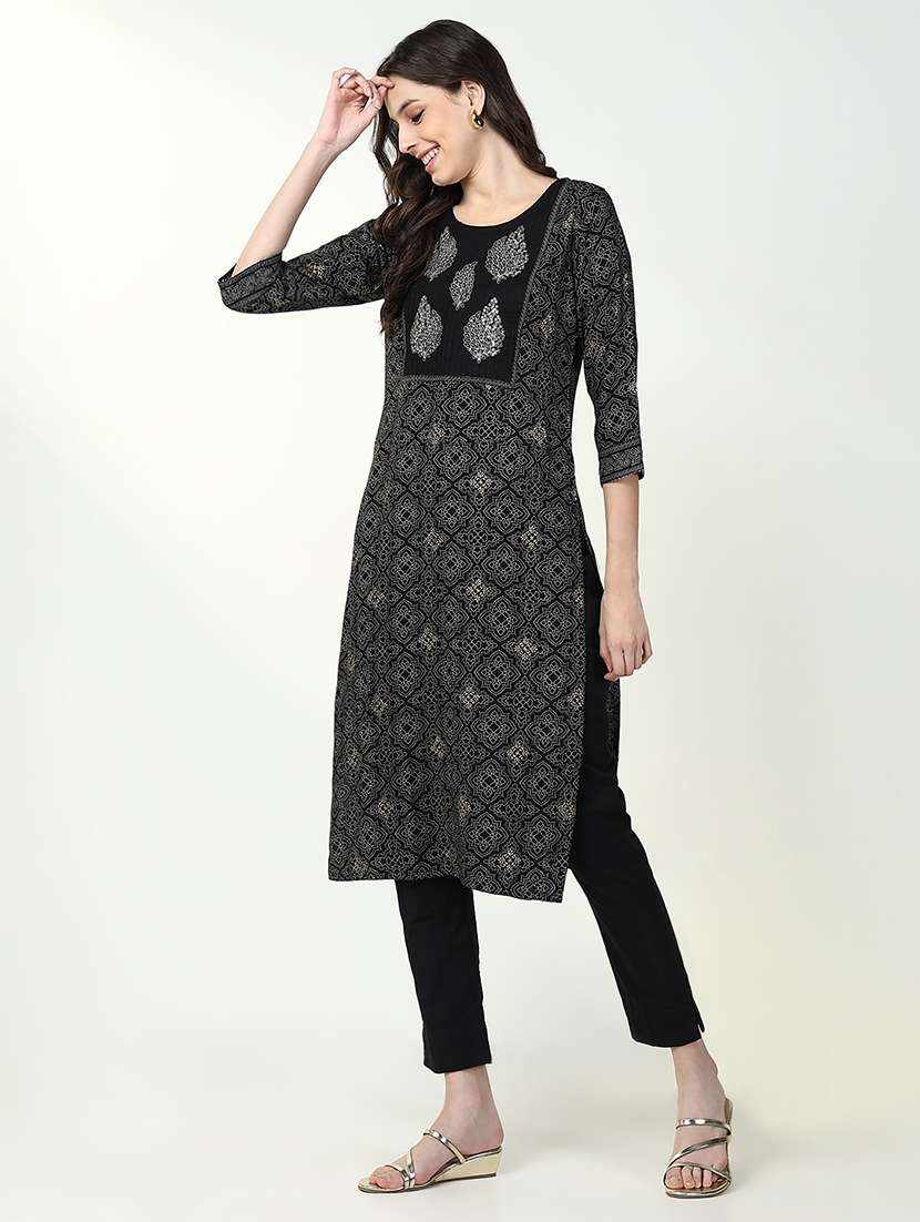 women three quarter sleeve straight kurta - 21632751 -  Standard Image - 4