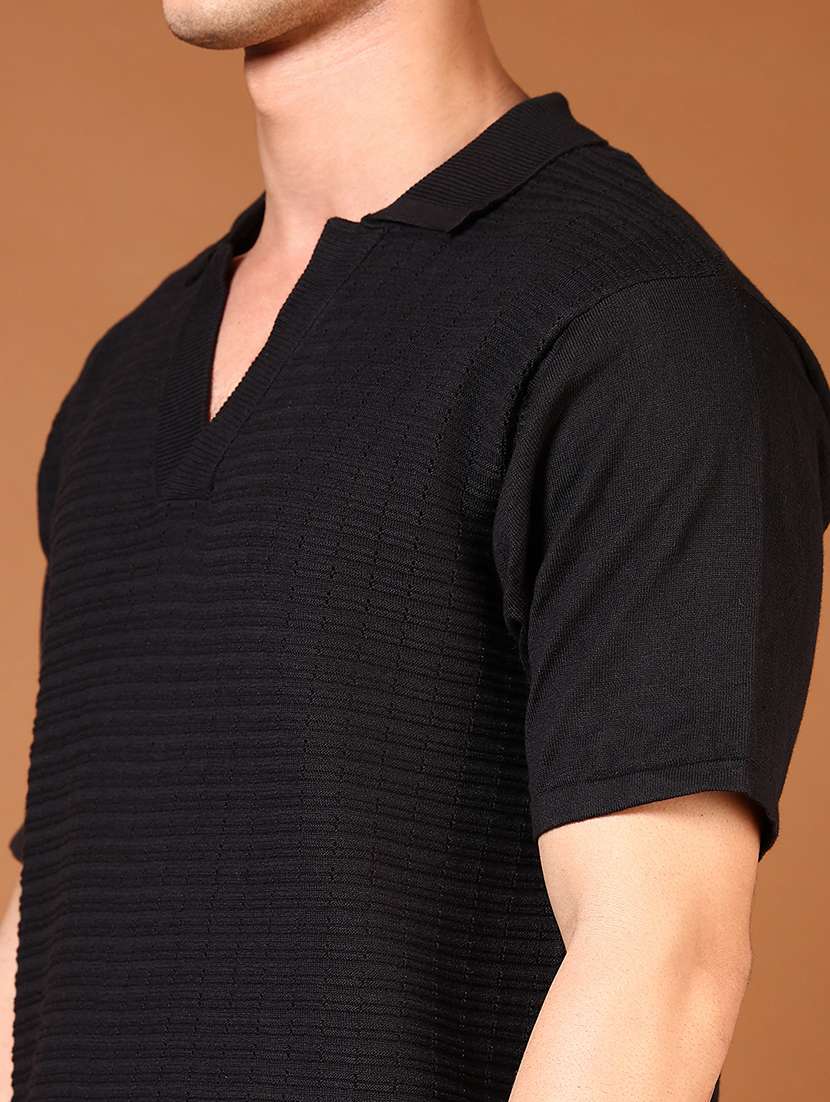 men textured short sleeves polo t-shirt - 21634213 -  Standard Image - 4