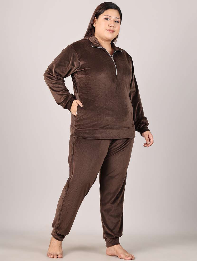 women solid velvet pyjama nightwear set - 21634994 -  Standard Image - 1