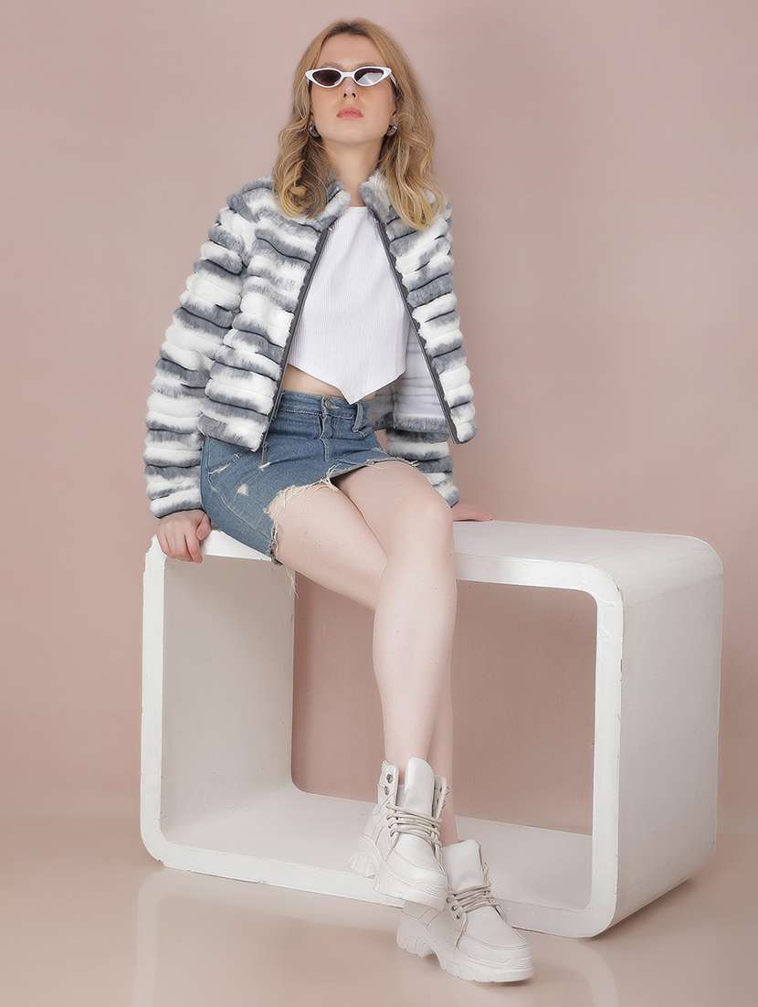 women long sleeves fur jacket jacket - 21635732 - Standard Image - 4