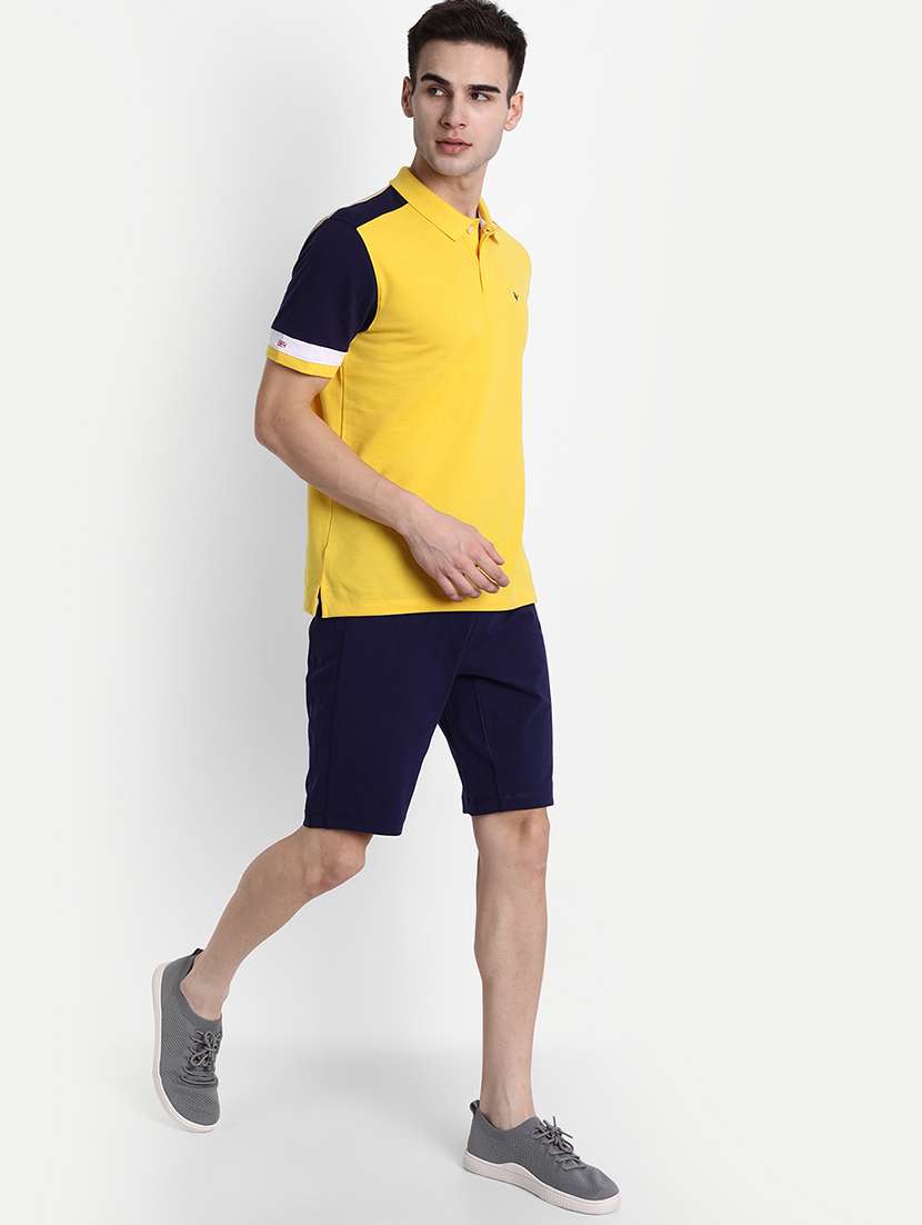 men mid rise placement print shorts - 21636218 - Standard Image - 4