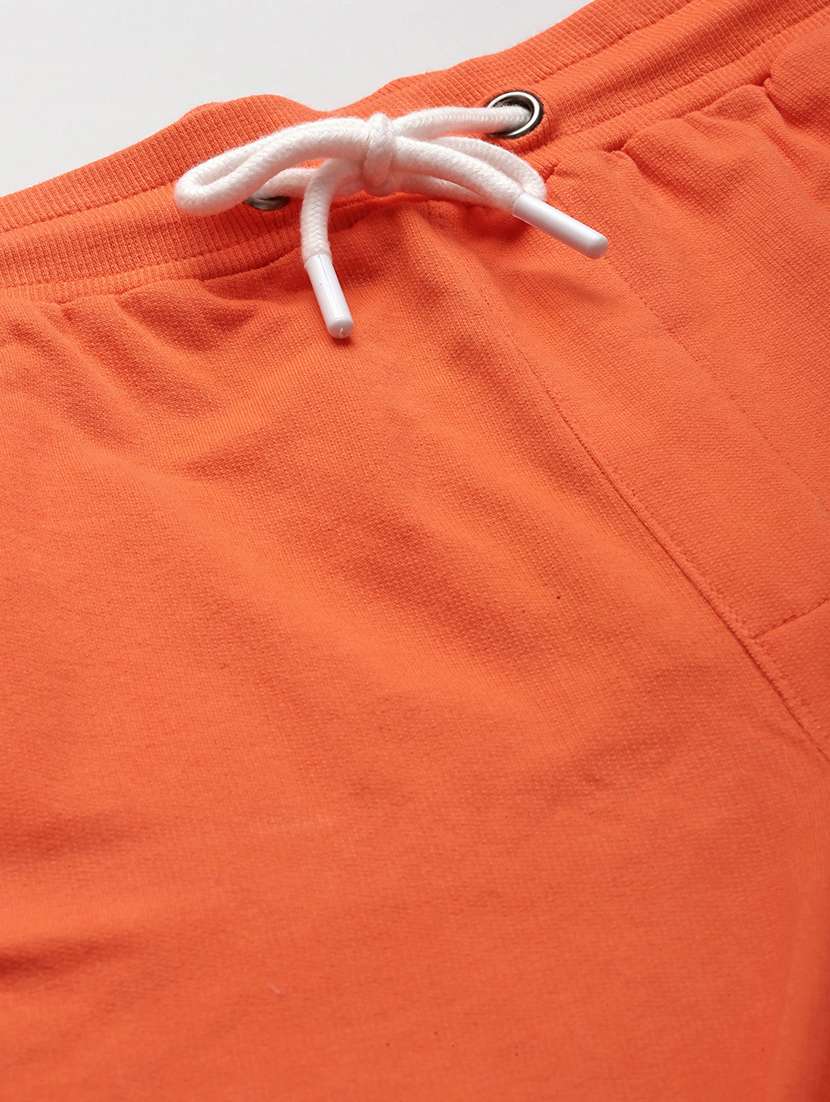 men mid rise placement print shorts - 21636237 -  Standard Image - 4