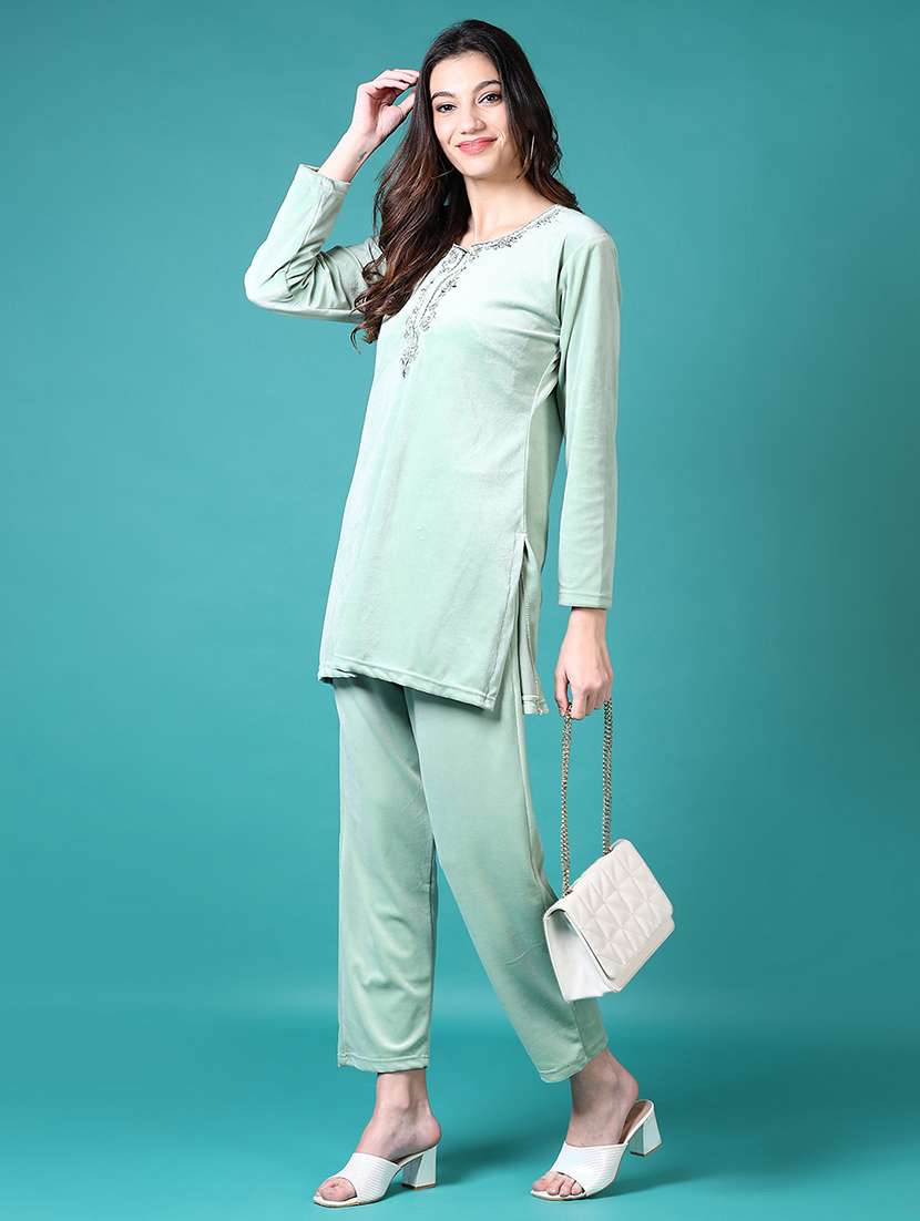 women embroidered kurta pant set  - 21636457 -  Standard Image - 1