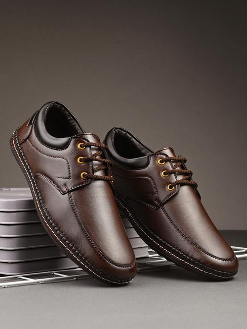 men brown lace-up derby - 21636571 -  Standard Image - 0