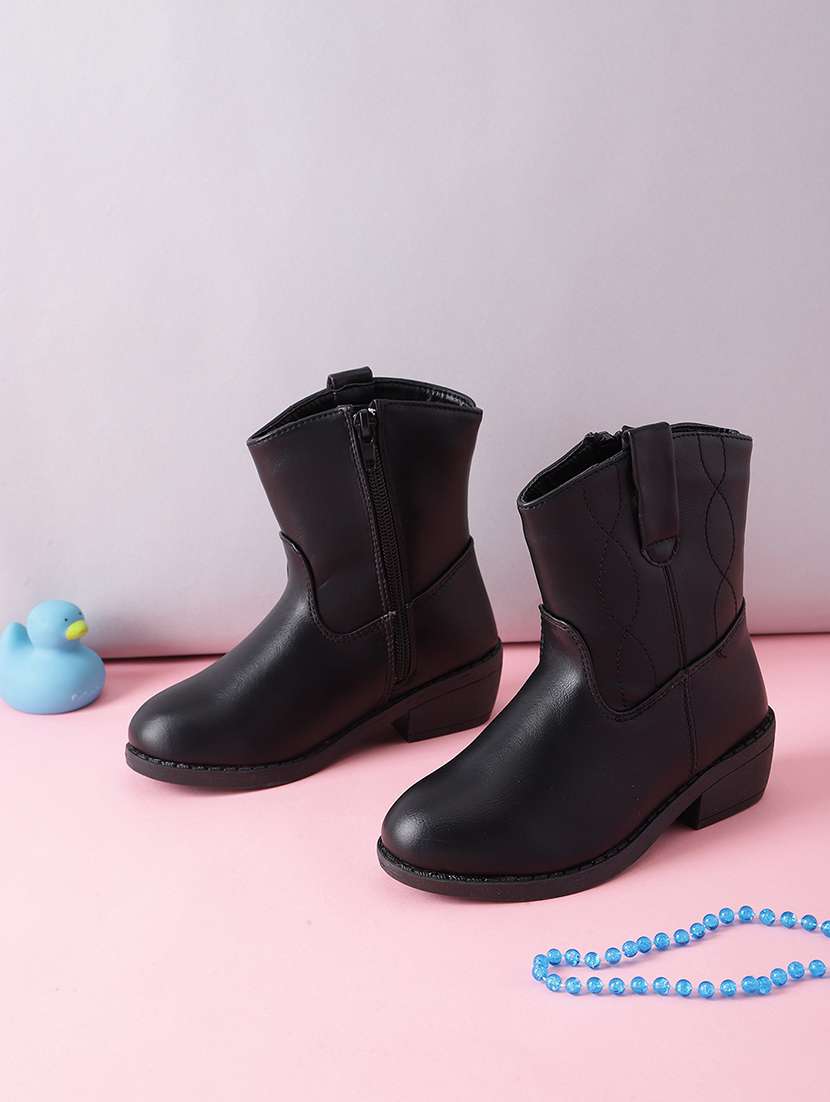 girl black solid boots