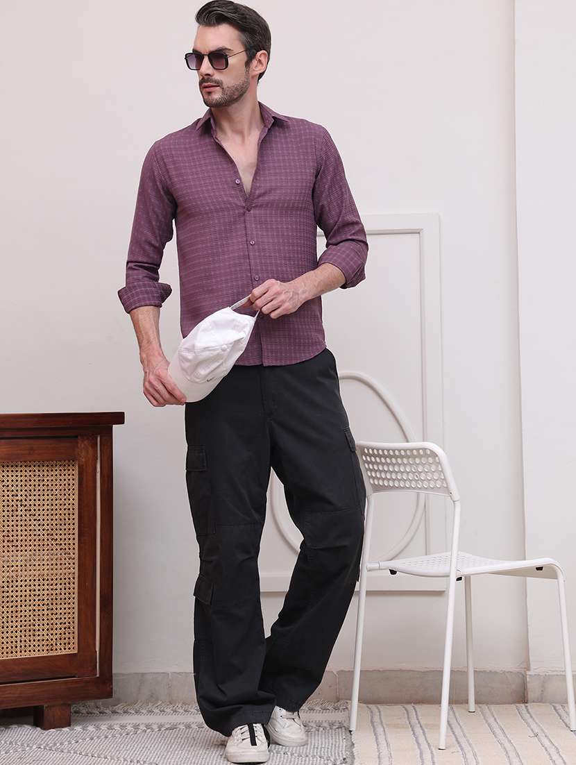 men regular fit textured casual shirt  - 21638586 -  Standard Image - 4