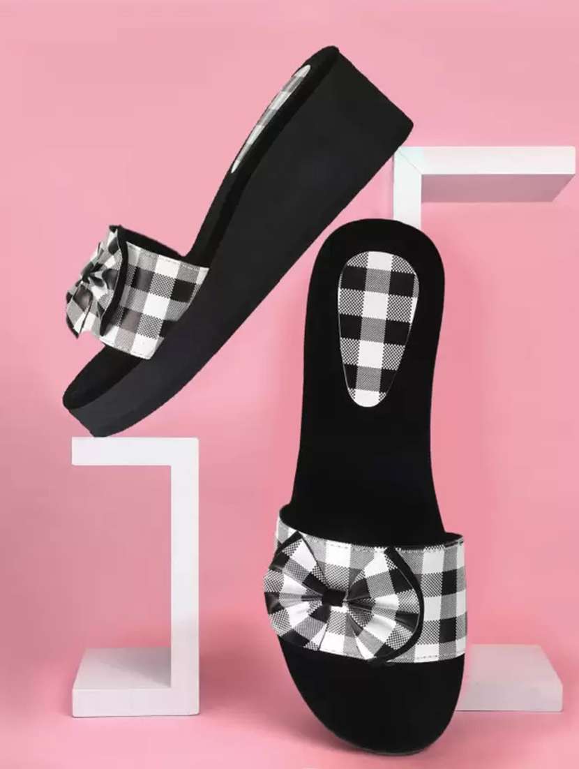 women pack of 2 comfy lounge flip-flops - 21640610 -  Standard Image - 1