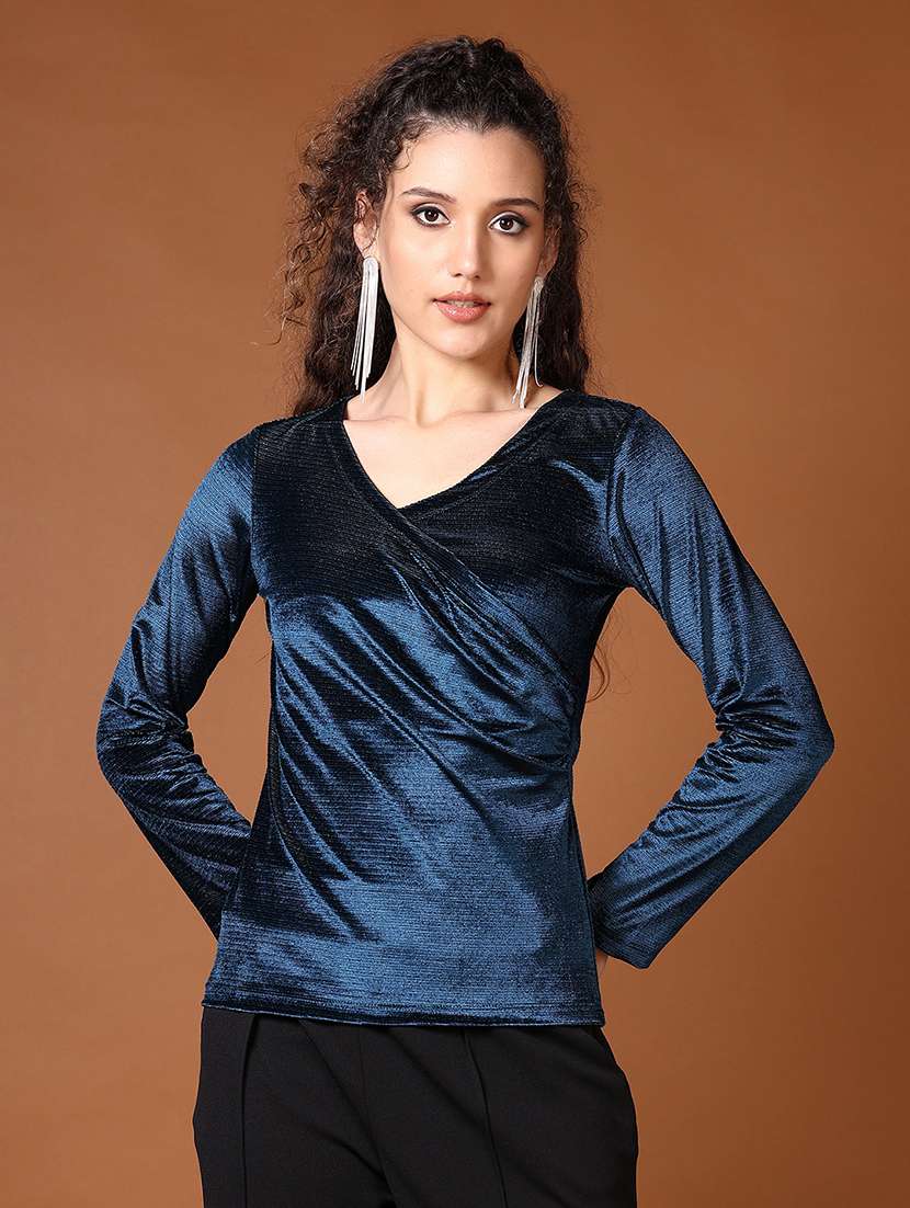 women solid v-neck top