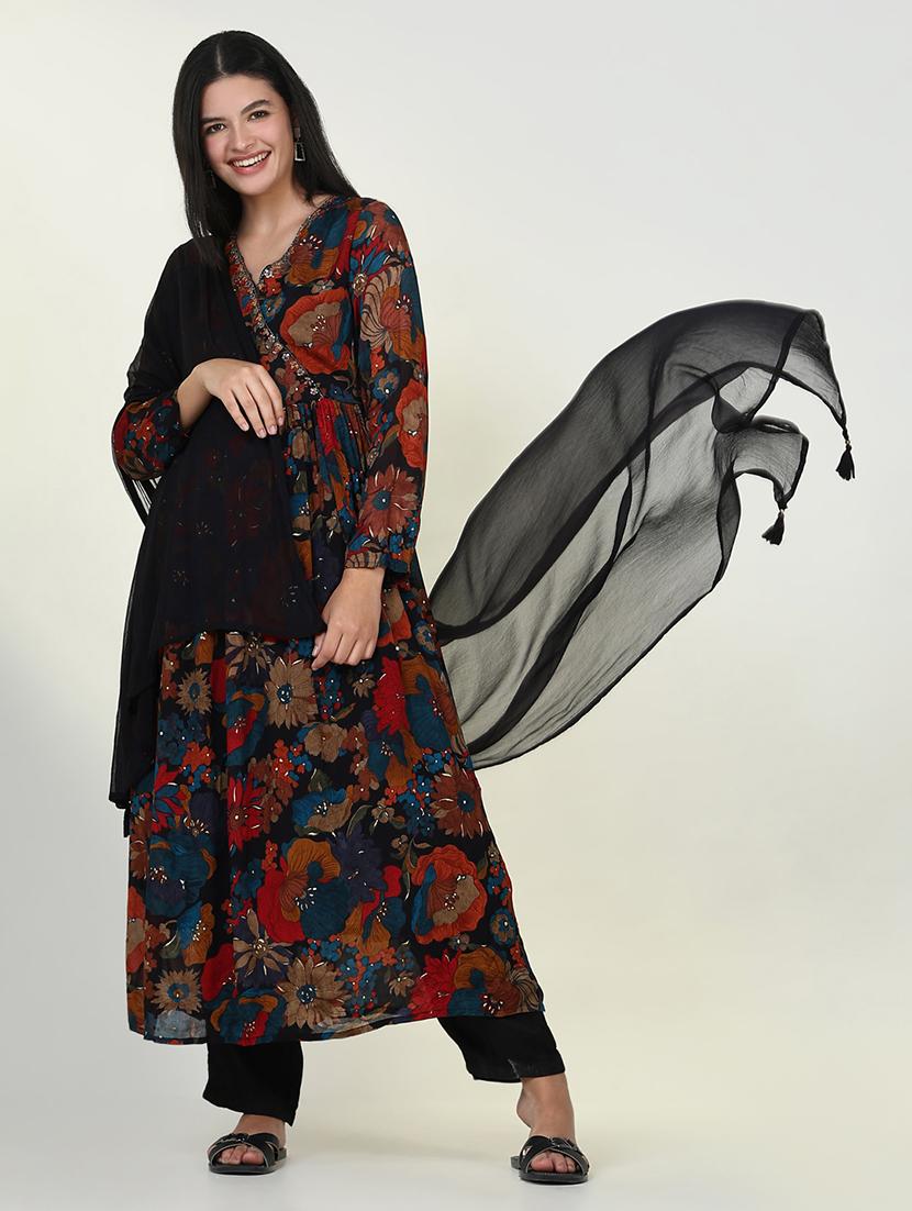 women three quarter sleeve kurta pant with dupatta set - 21643208 -  Standard Image - 1