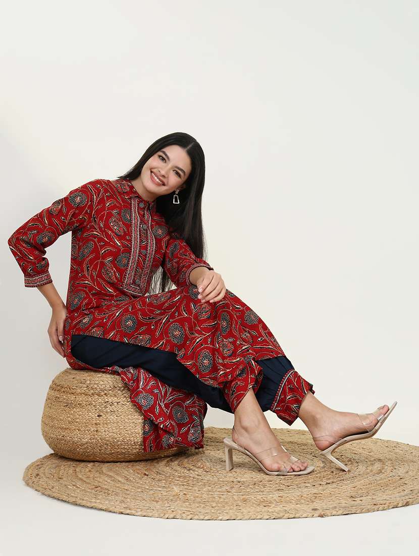 women red floral printed kurta salwar set - 21643209 -  Standard Image - 4