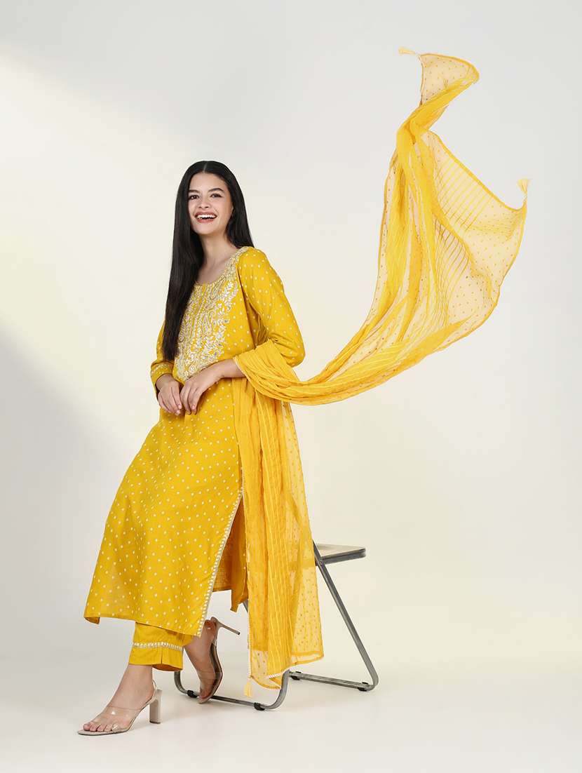 Women Three Quarter Sleeve Kurta Pant With Dupatta Set - 21643240 -  Standard Image - 1