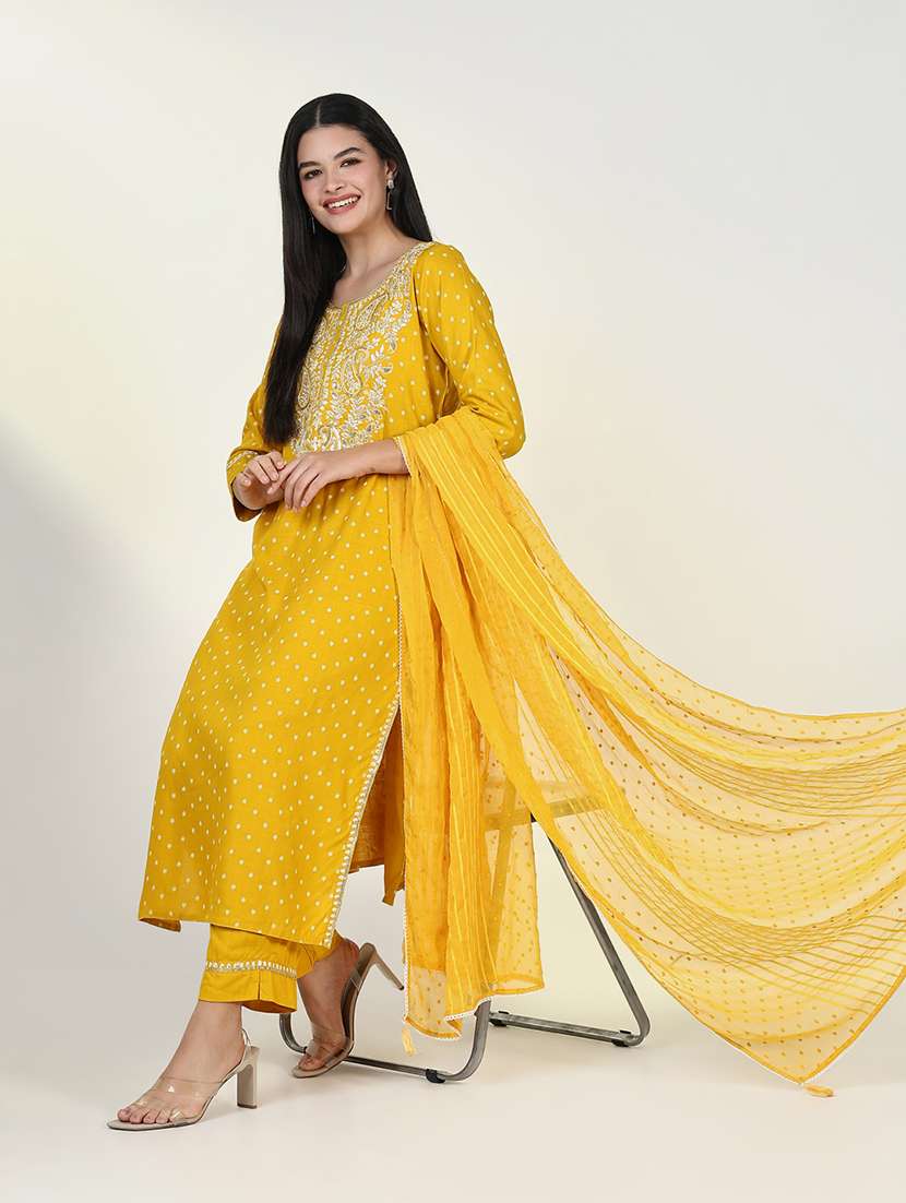 Women Three Quarter Sleeve Kurta Pant With Dupatta Set - 21643240 -  Standard Image - 4