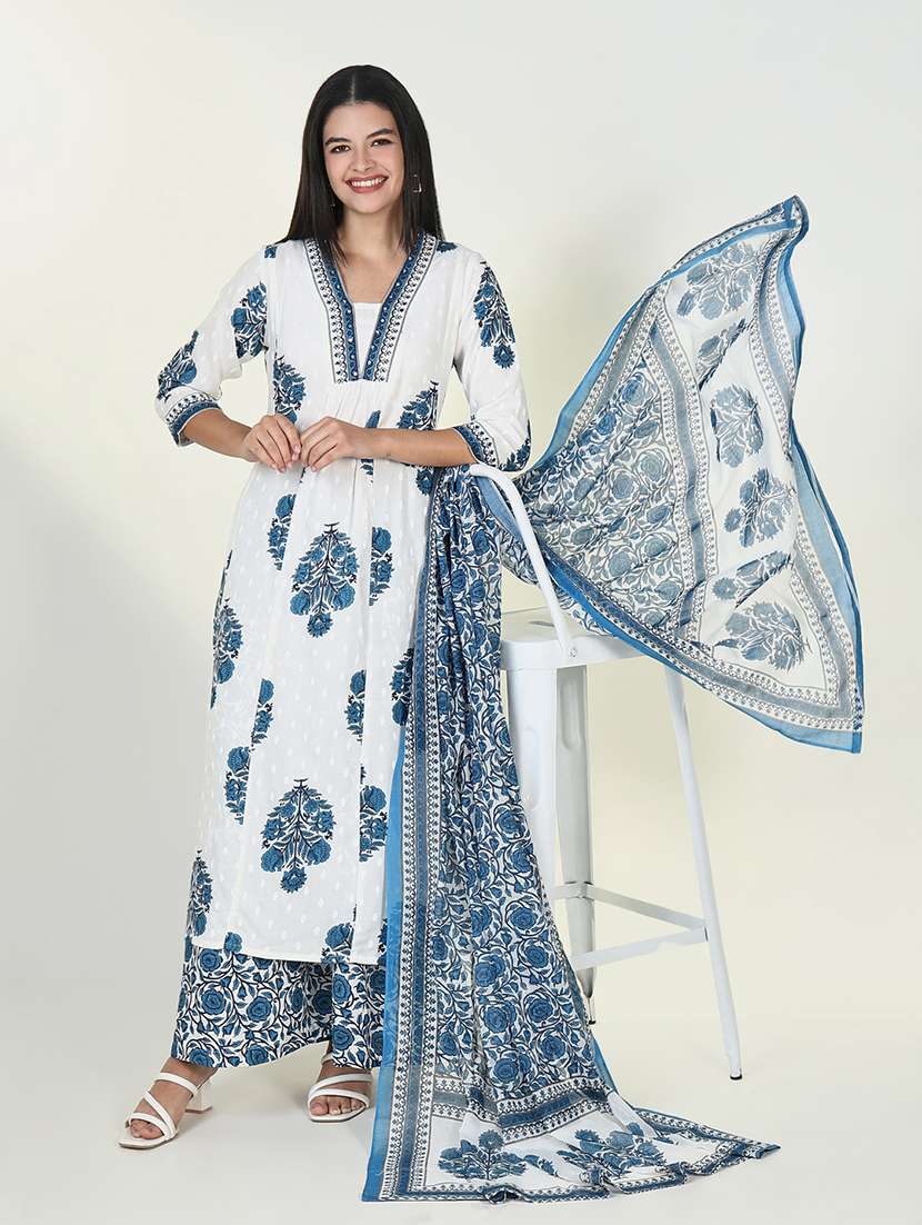 women white floral printed kurta palazzo set with dupatta - 21643241 -  Standard Image - 1