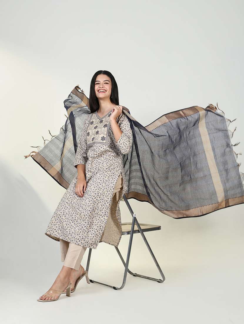 women three quarter sleeve kurta pant with dupatta set - 21643247 -  Standard Image - 1