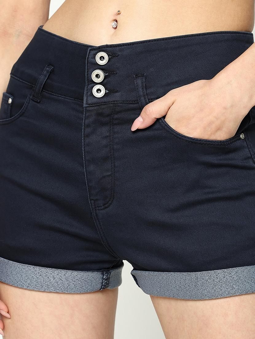 women solid mid rise denim short - 21643323 - Standard Image - 6