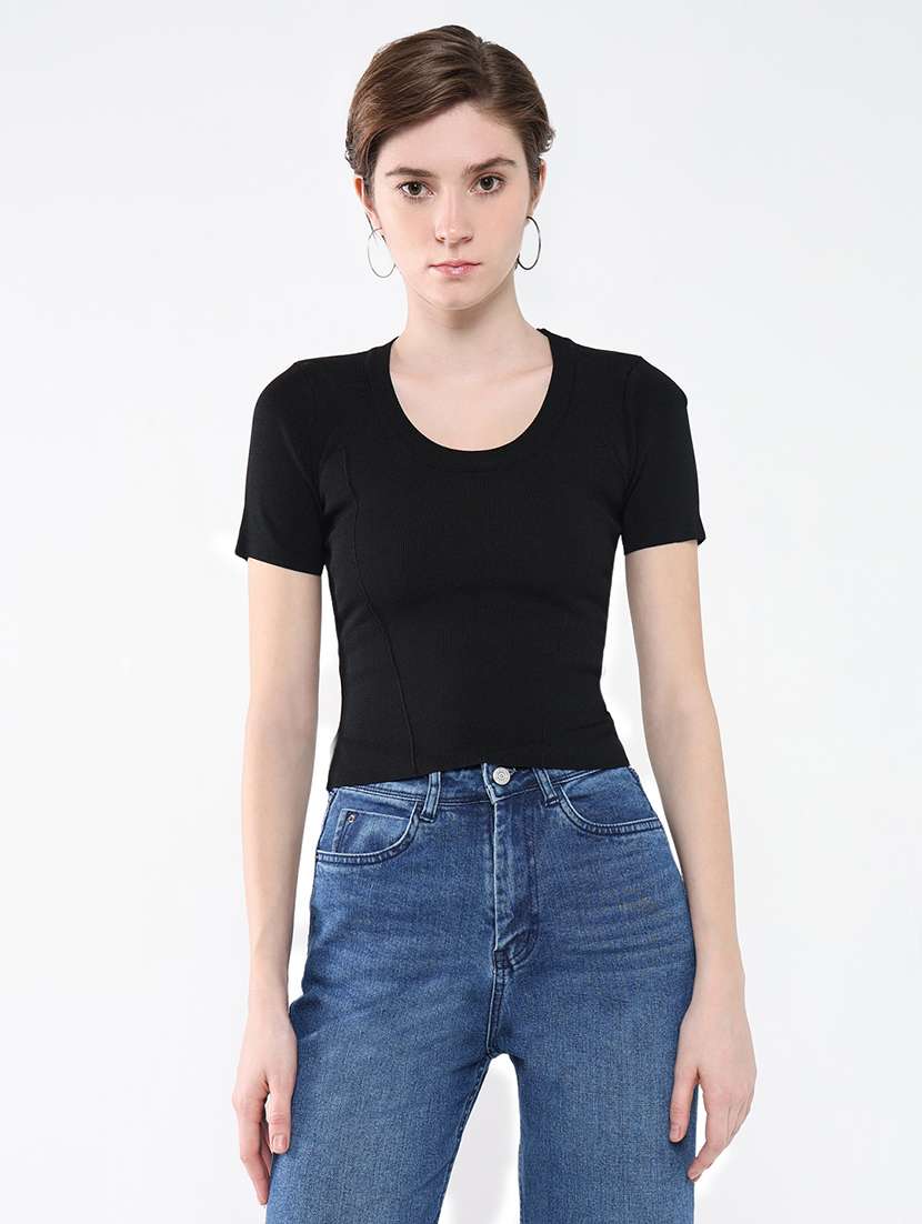 women black solid short sleeve top