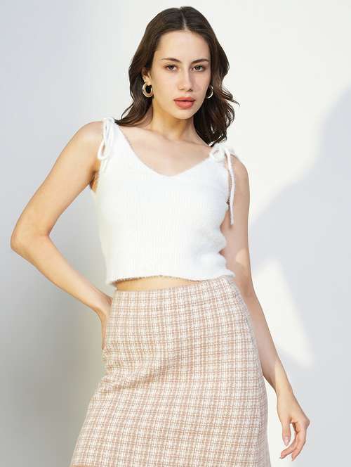 women white solid sleeveless crop top - 21643508 - Standard Image - 0
