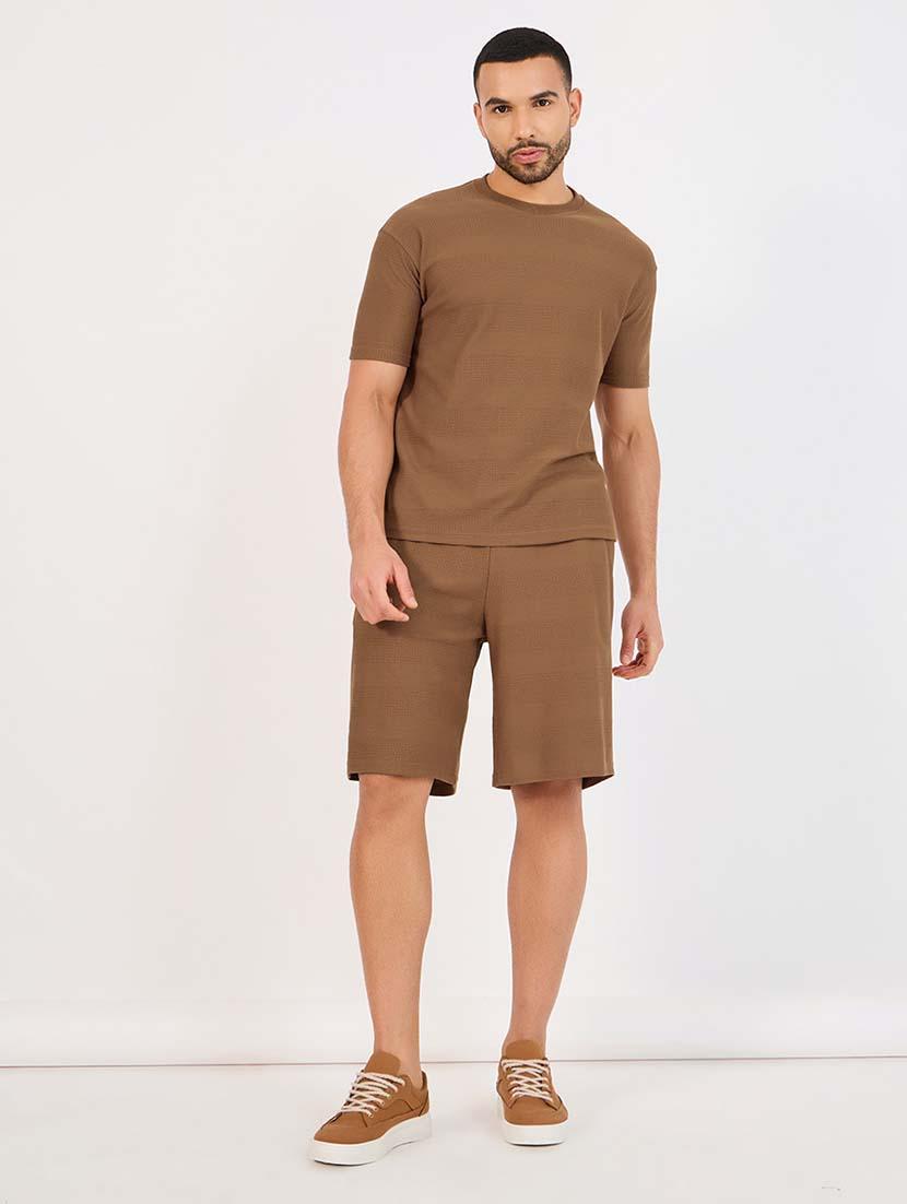 men round neck solid t-shirt & shorts co-ord set - 21643838 -  Standard Image - 1