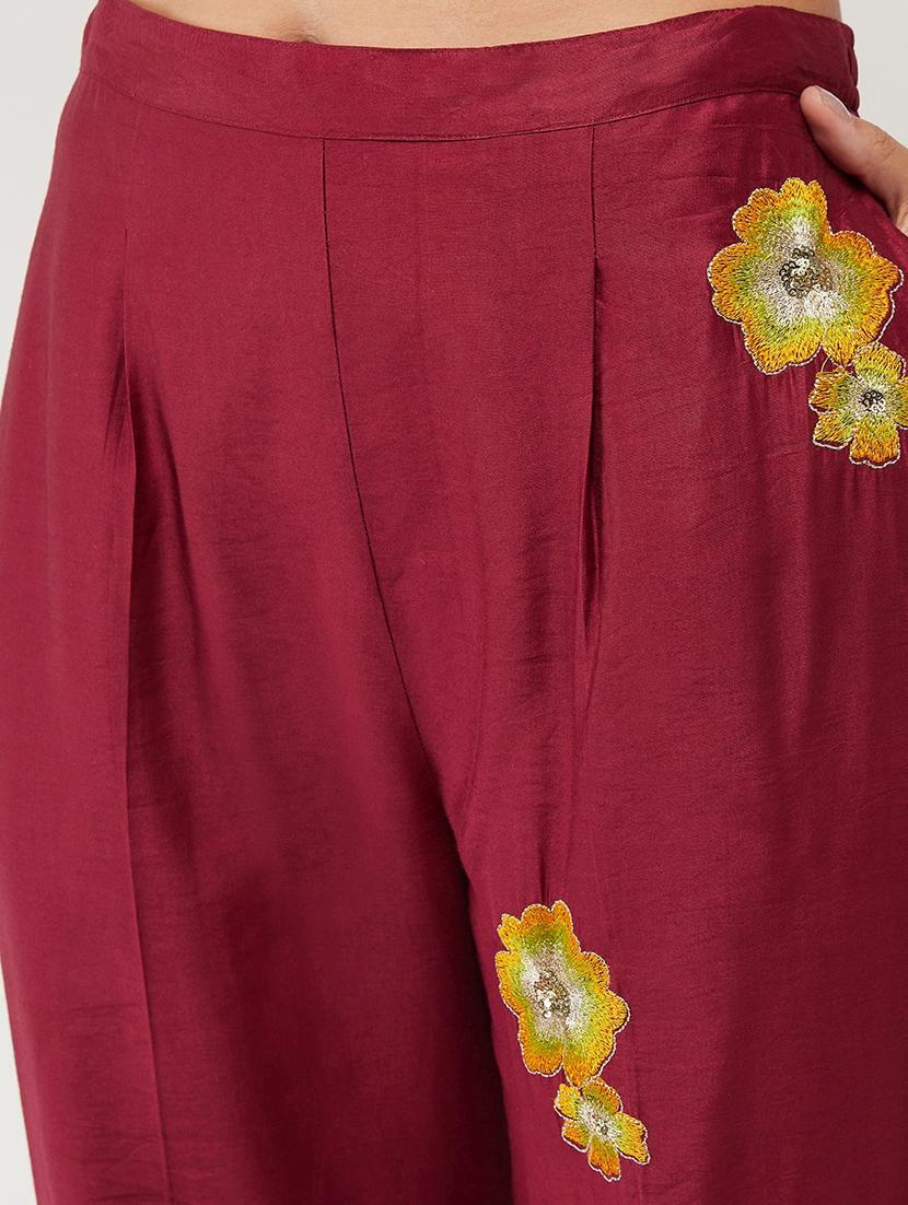 women embroidered round neck straight kurta - 21644056 - Standard Image - 6