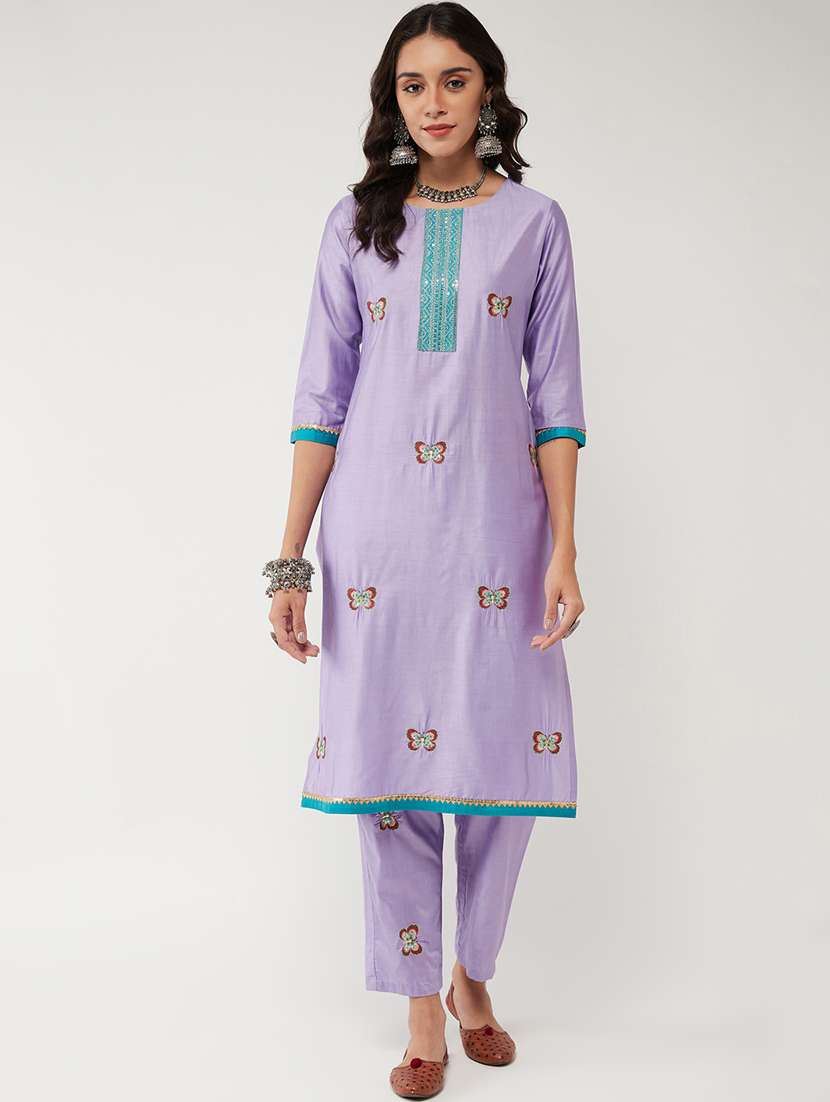 women embroidered round neck kurta pant set