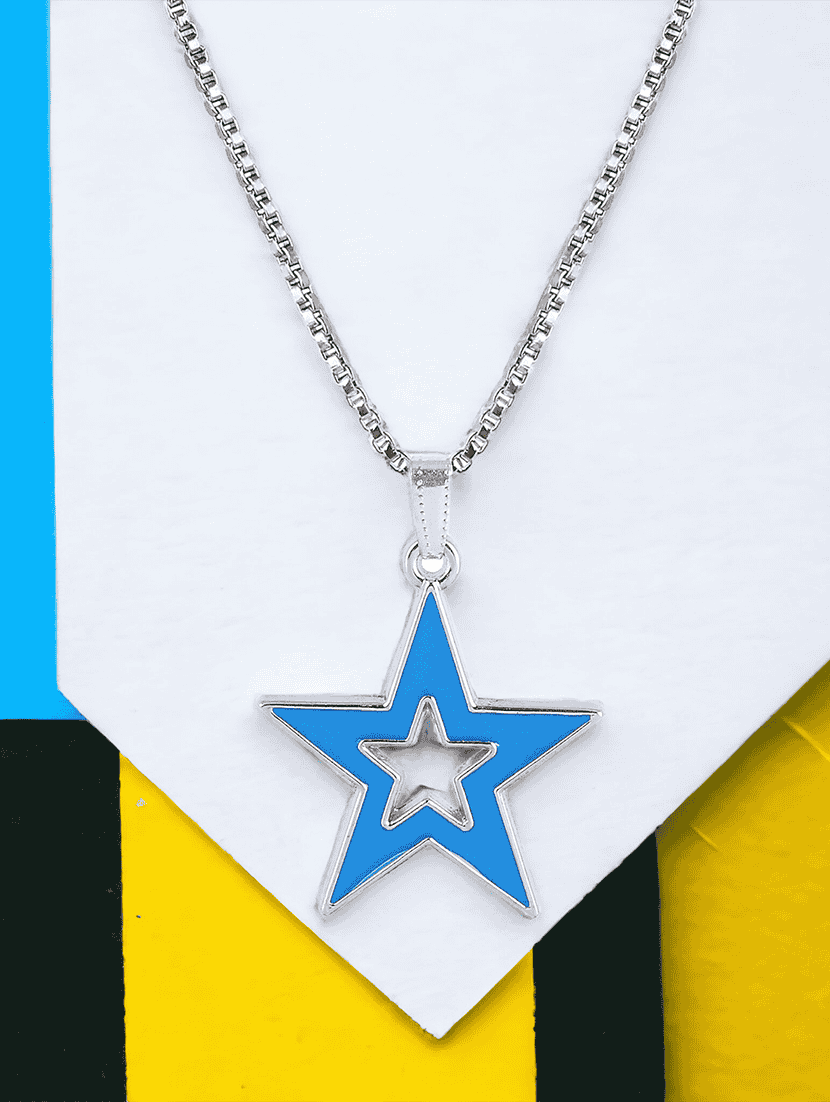 men star shaped pendant with chain - 21644072 -  Standard Image - 1