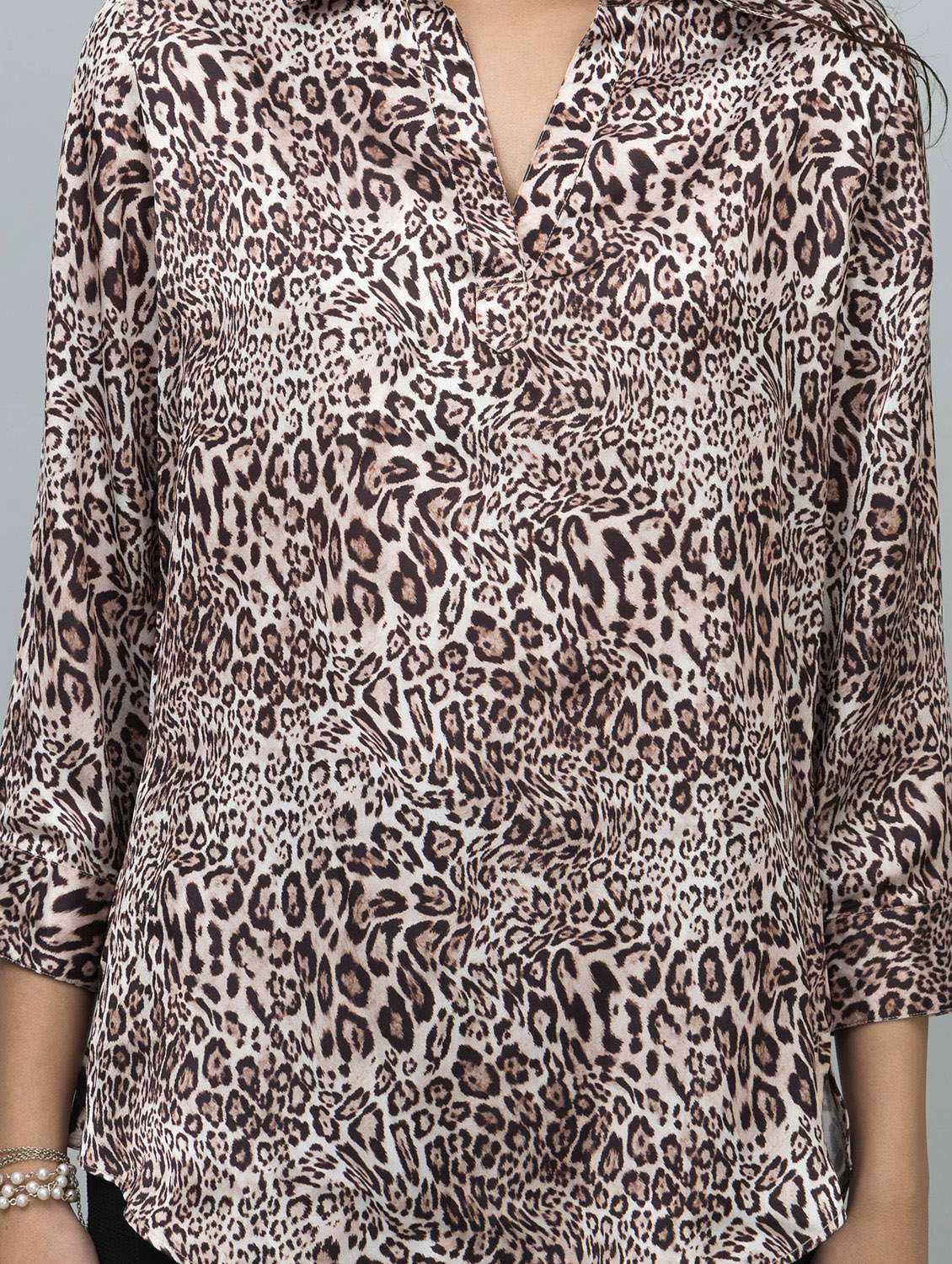 women animal print long sleeve side slit tunic - 21644627 -  Standard Image - 6