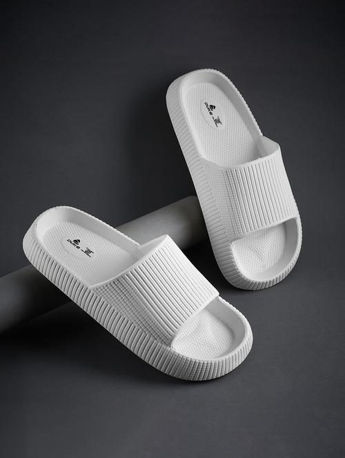 women solid comfortable slides - 21645054 - Standard Image - 0
