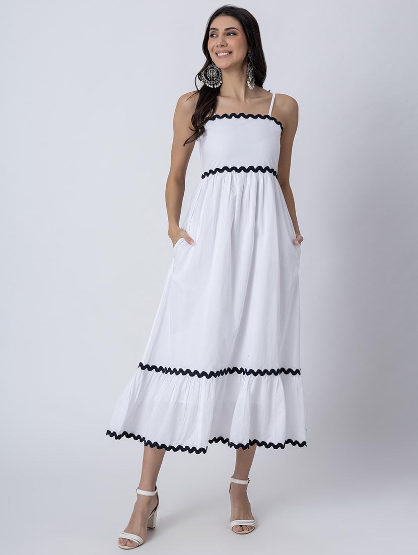 women sqaue neck solid tiered dress - 21645468 -  Zoom Image - 0