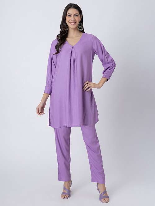 women solid v neck a-line kurti - 21645798 -  Standard Image - 0