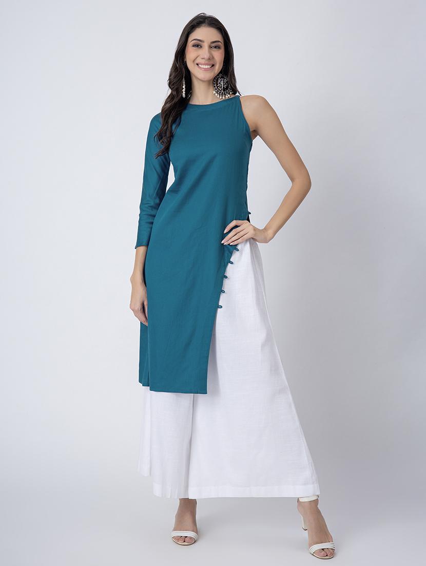 women solid boat neck front slit kurta - 21645820 - Zoom Image - 0