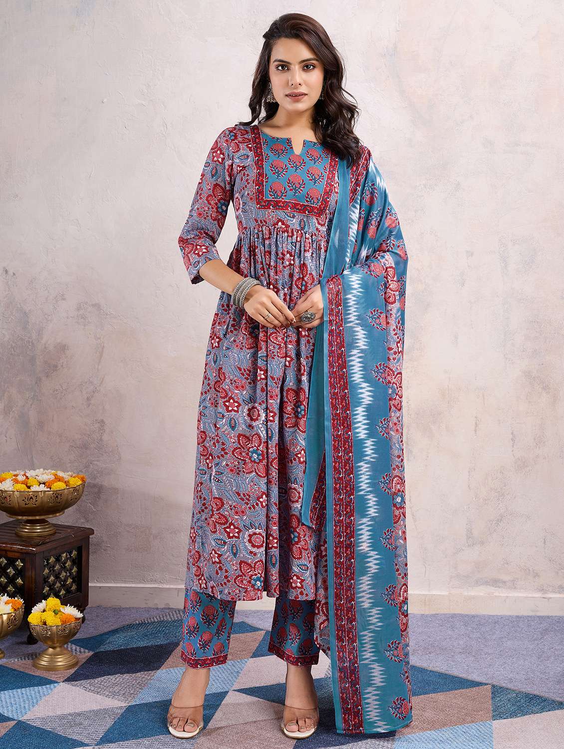 women three quarter sleeve kurta pant with dupatta set