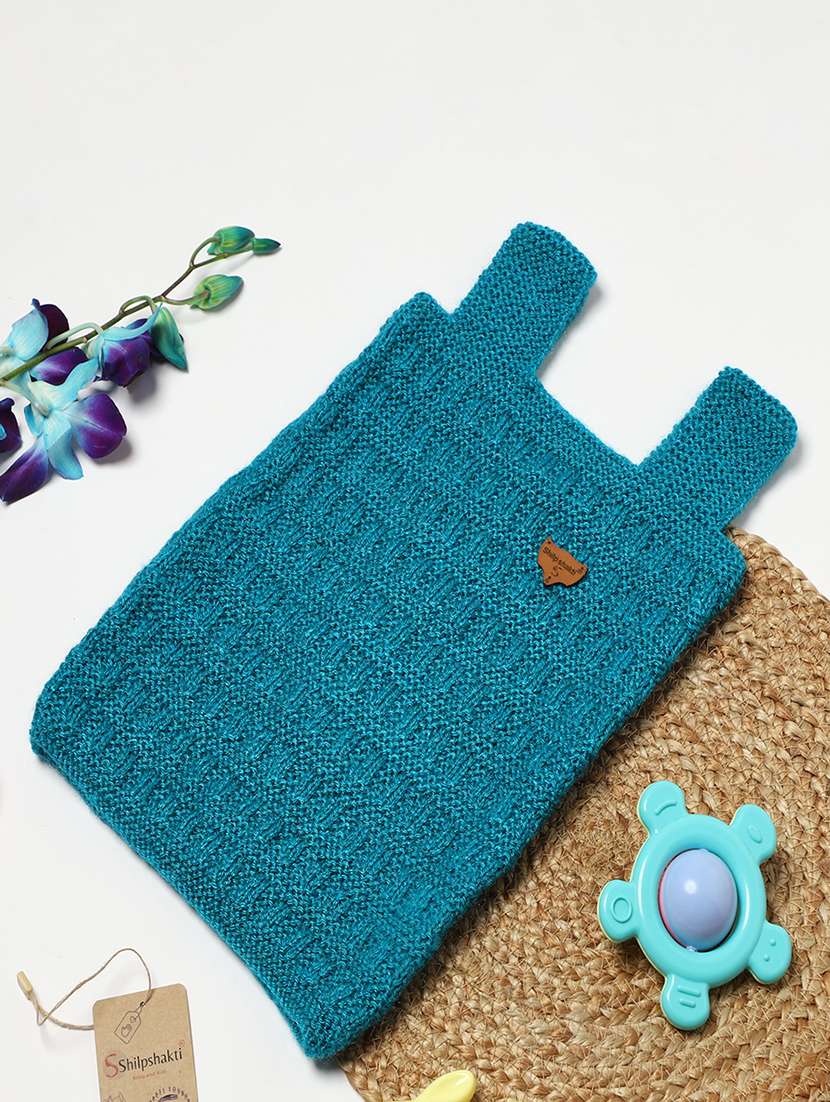 girls self design sleeveless sweater