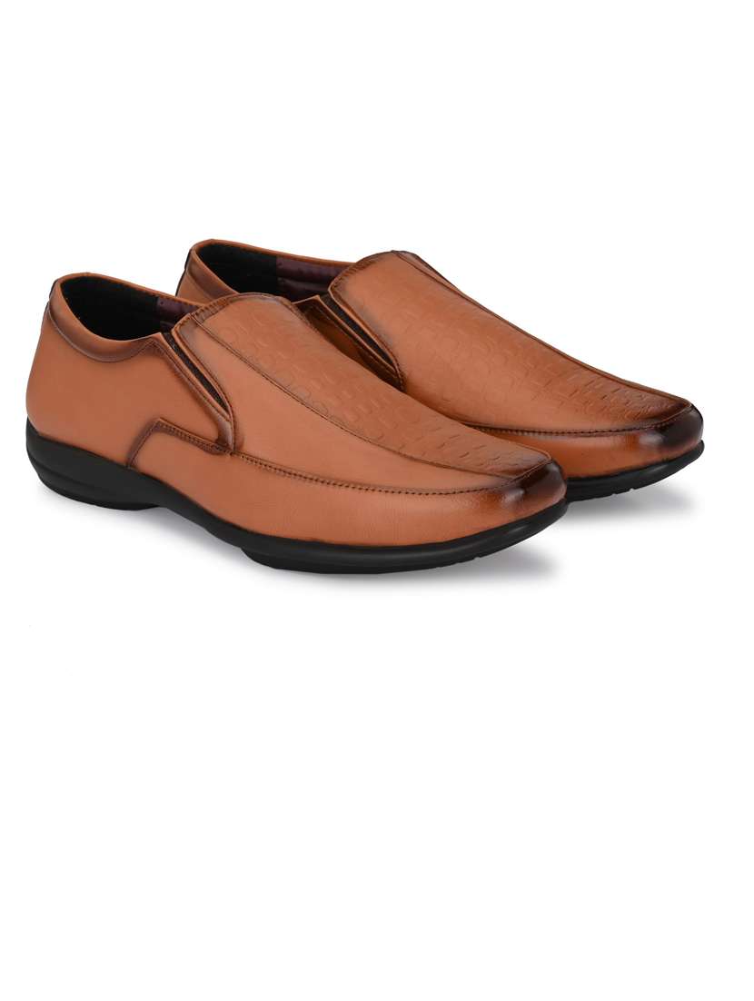 men plain slip on formal shoes - 21647307 -  Standard Image - 1