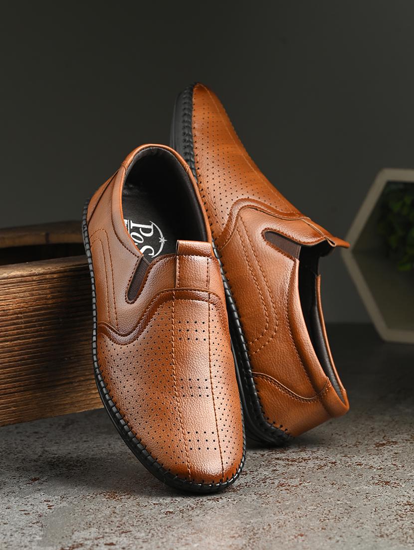 men plain slip on casual shoes - 21647313 -  Zoom Image - 0