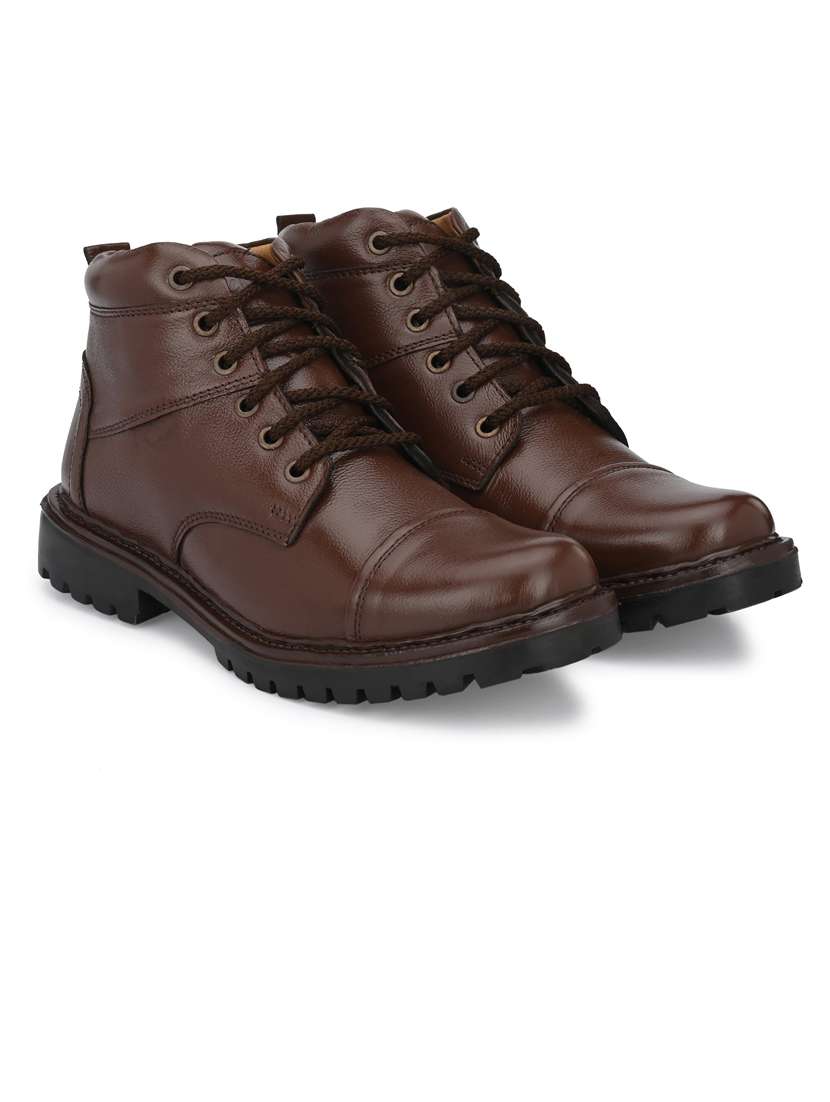 men brown lace up boots