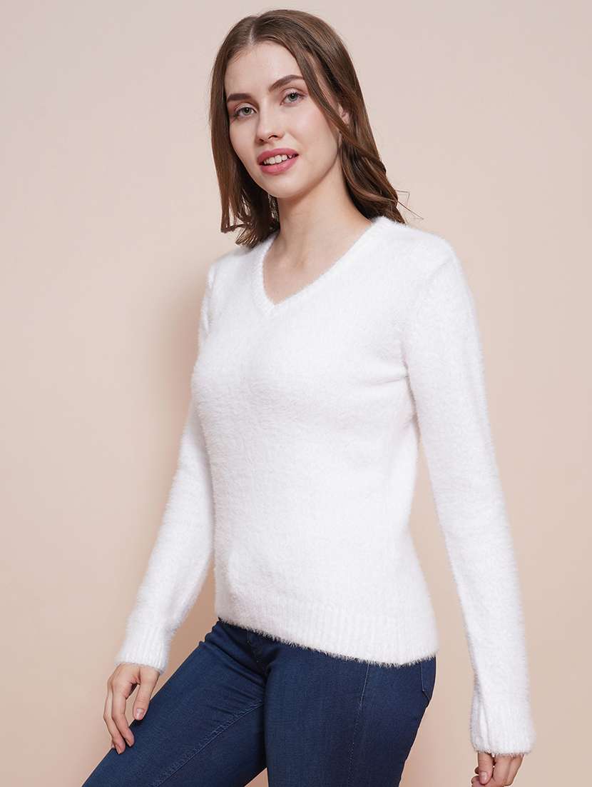 globus women white v-neck full sleeves faux fur knitted ribbed hem pullover sweater