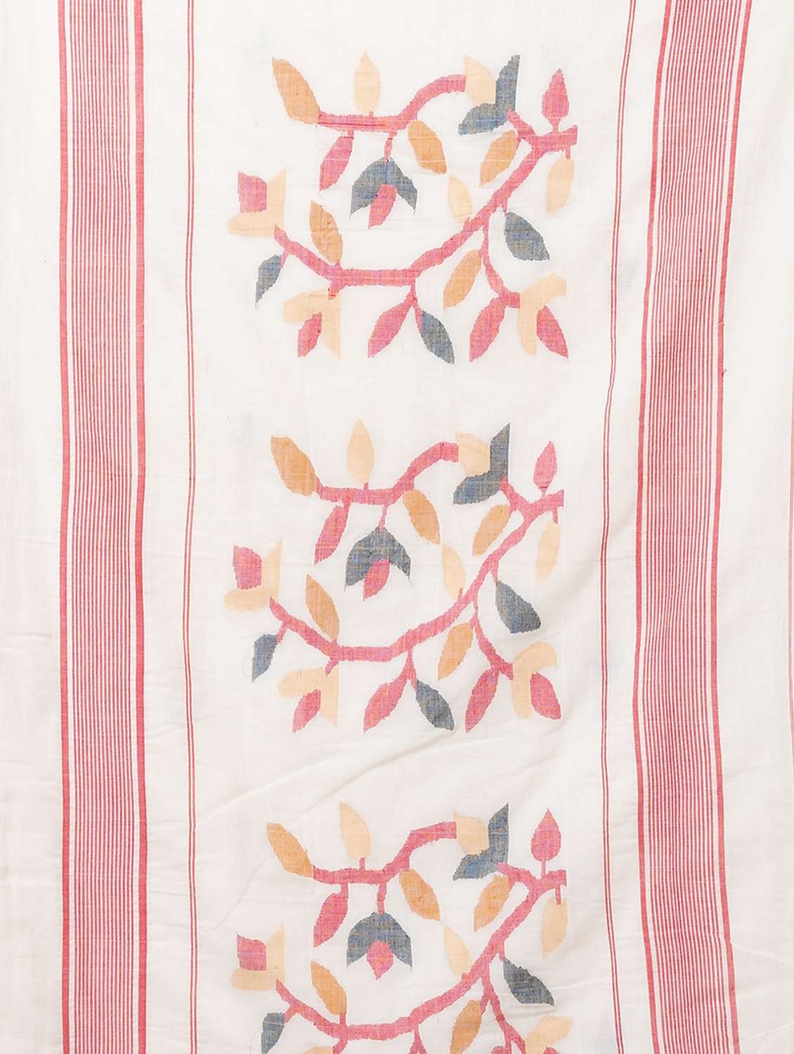 women self design handloom saree with blouse - 21648382 -  Standard Image - 4