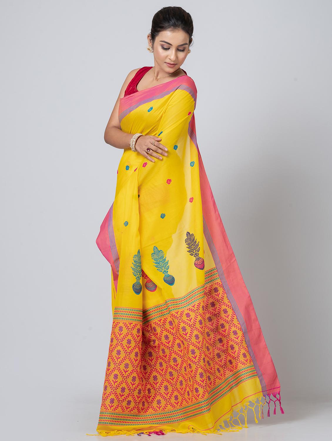 women self design handloom saree with blouse - 21648387 - Standard Image - 1