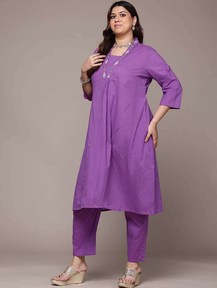 women plus size three quarter sleeve kurta pant with dupatta set - 21648677 -  Standard Image - 1