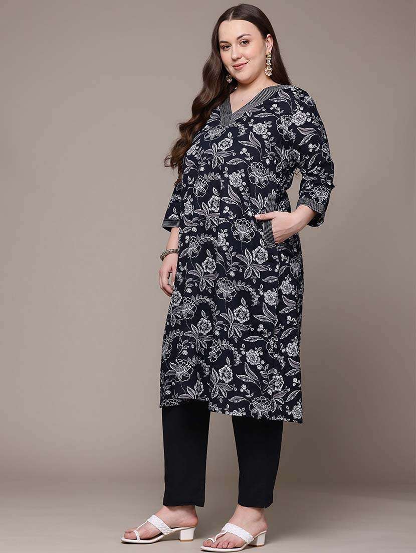 women three quarter sleeve kurta pant with dupatta set - 21648683 - Standard Image - 1