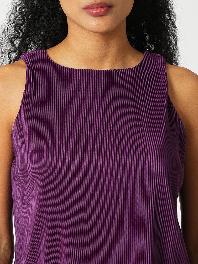 globus women purple round neck sleeveless accordian pleats party top - 21648723 - Standard Image - 4