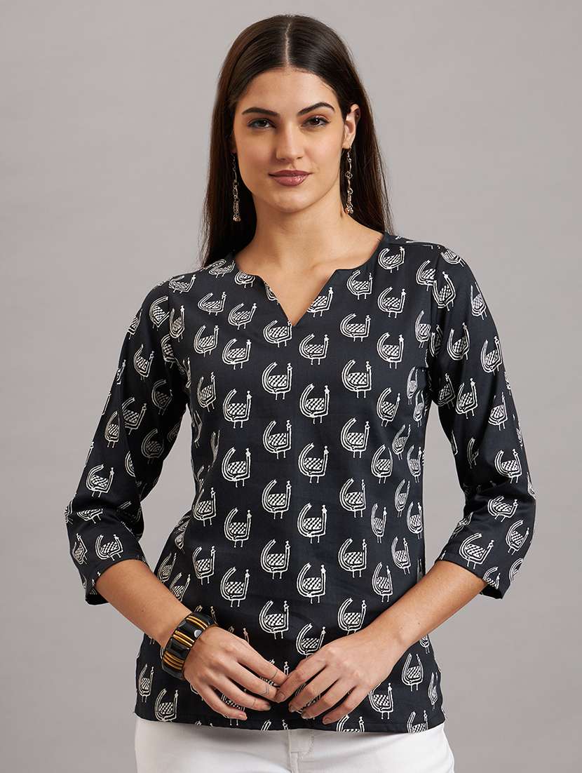 women printed notch neck straight kurti