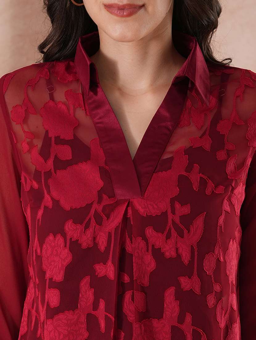 globus women maroon self-design floral print v-neck party wear top - 21648887 -  Standard Image - 4