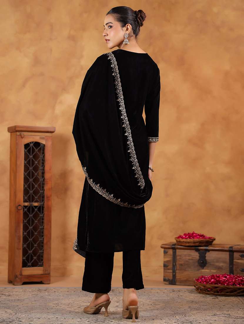 women embroidered kurta pant set with duaptta - 21648938 -  Standard Image - 4