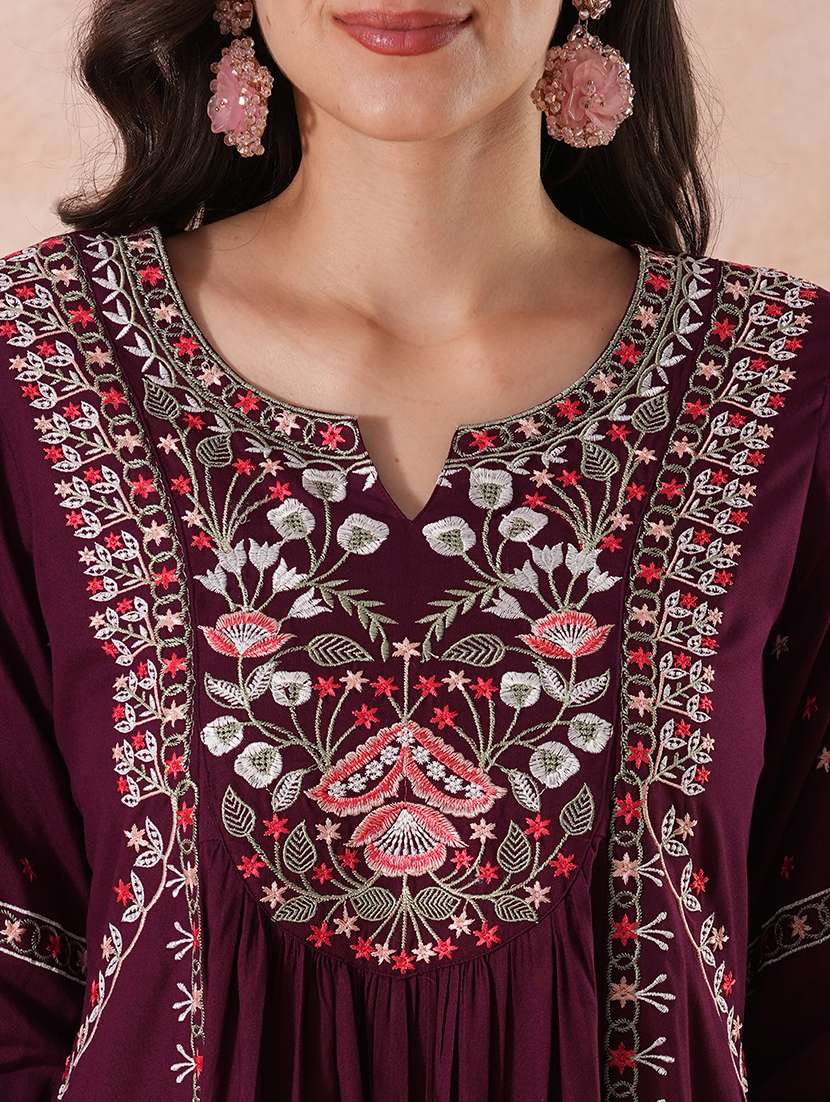 women purple embroidered a-line ethnic dress - 21649152 - Standard Image - 4